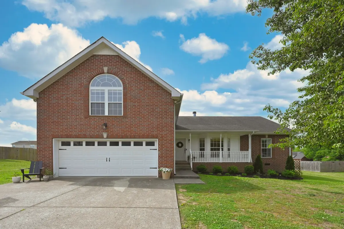 1004 Kiser Ave, Hendersonville, TN 37075 - #1