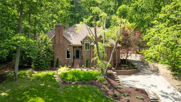 27 Annandale, Nashville, TN 37215