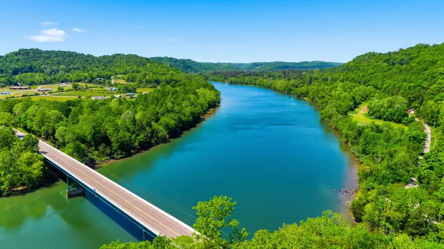 2431 Free State Rd, Gainesboro, TN 38562 - #3
