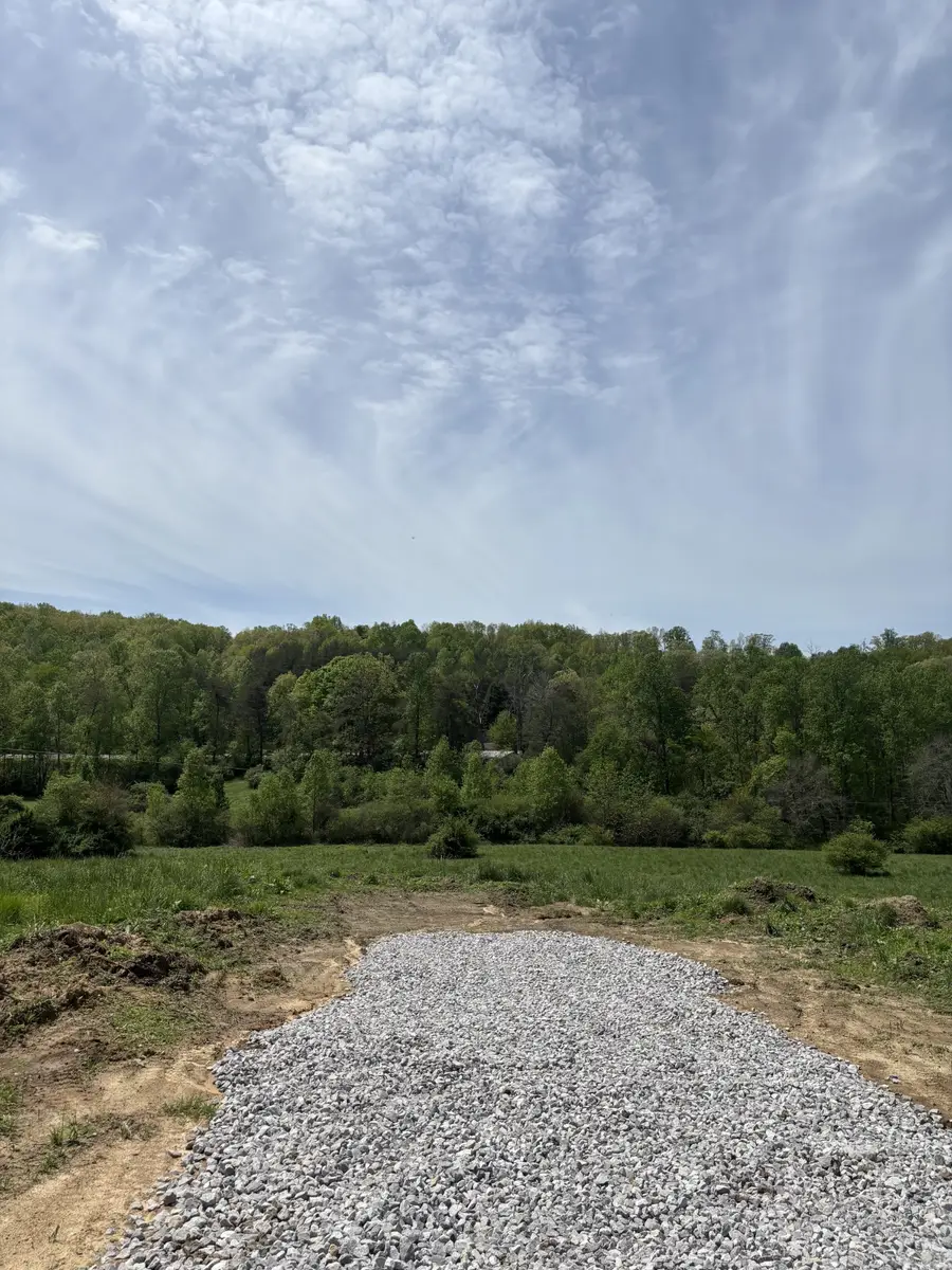 624 Myers Hill Rd, Tracy City, TN 37387 - #3