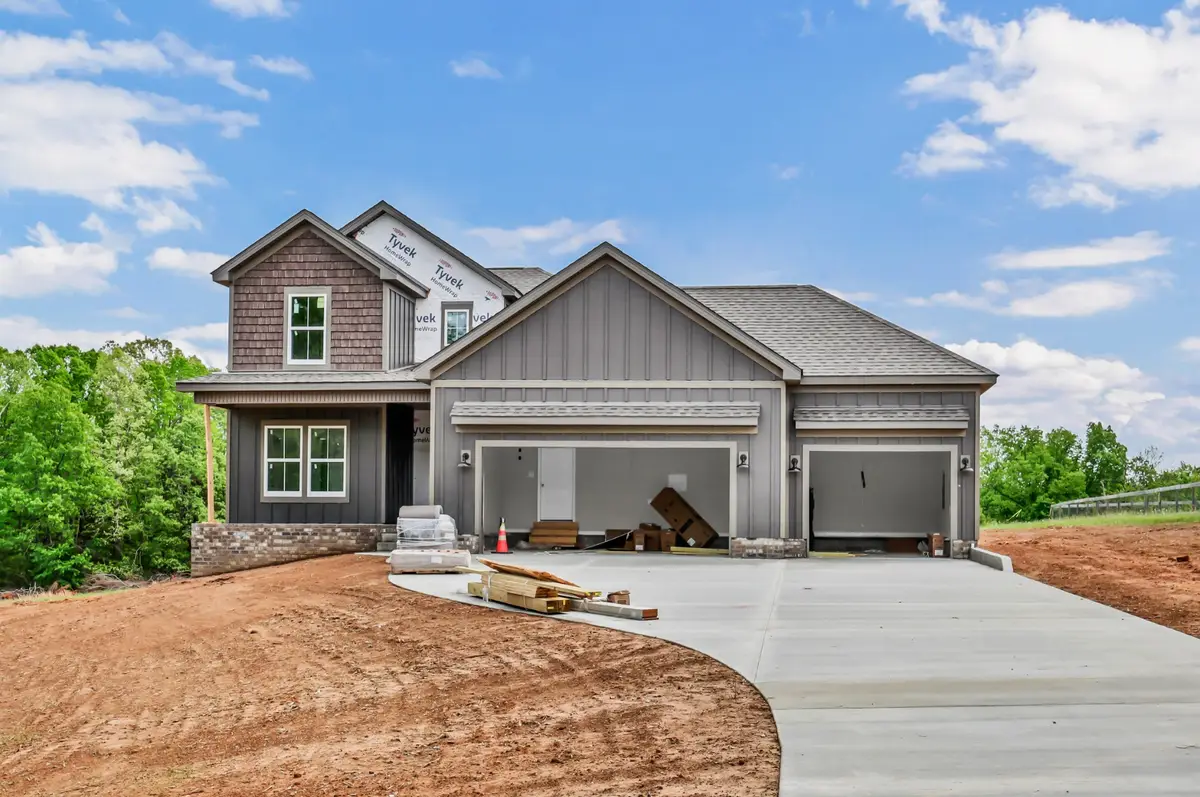 209 Lewis Grant Ln, Southside, TN 37171 - #1