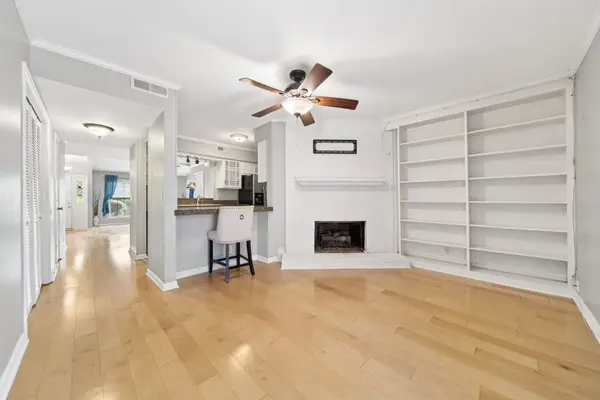 4001 Anderson Rd #B129, Nashville, TN 37217