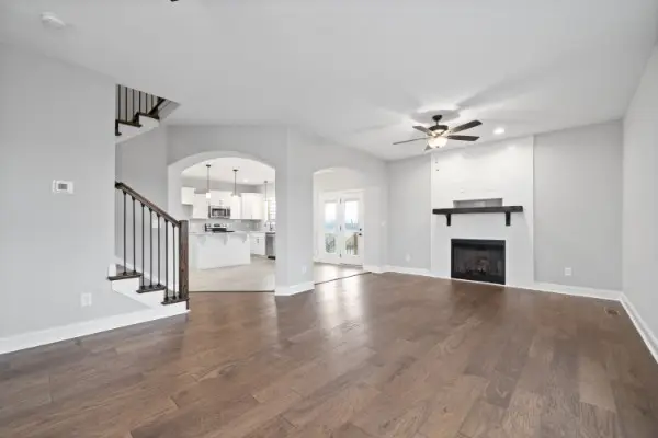 1305 Apple Blossom Rd, Clarksville, TN 37042 - #3