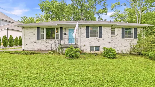 6808 Fleetwood Dr, Nashville, TN 37205