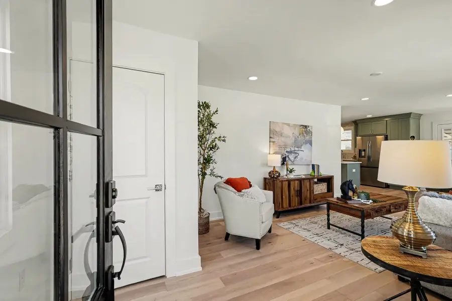 67 Scobey Dr, Nashville, TN 37210 - #3