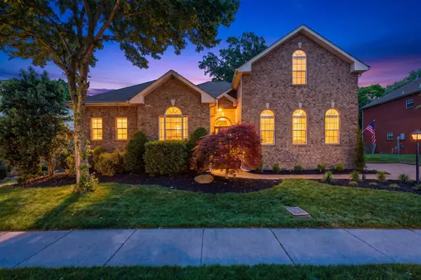 952 Century Oak Dr, Nashville, TN 37211