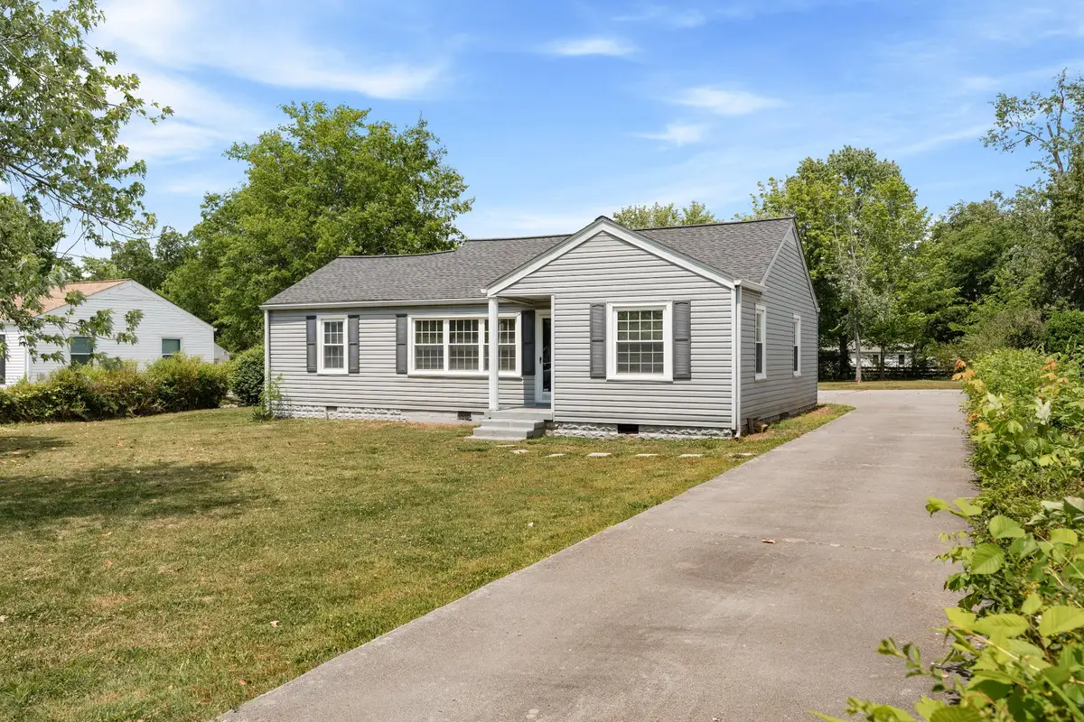 113 Eastland Ave, Lebanon, TN 37087 - #1