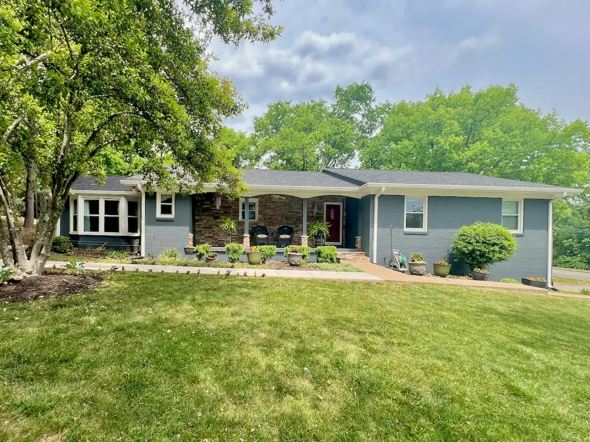 225 London Ln, Franklin, TN 37067 - #1