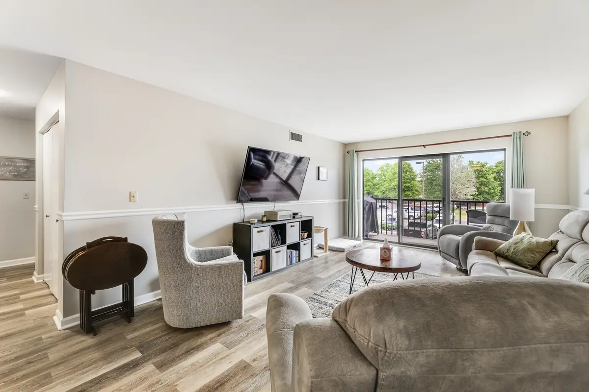 200 Sanders Ferry Rd #2210, Hendersonville, TN 37075 - #1