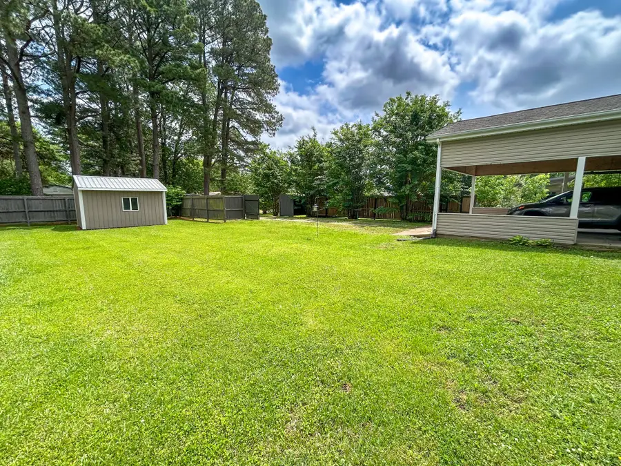 111 Jean St, Paris, TN 38242 - #3