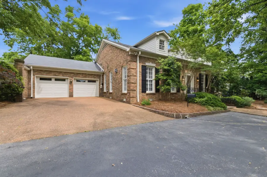 4106 Estes Rd, Nashville, TN 37215 - #2
