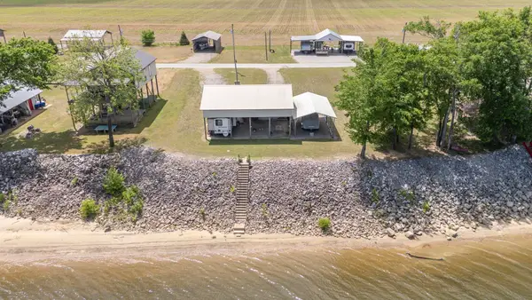 272 Jaycee Ln, Adamsville, TN 38310