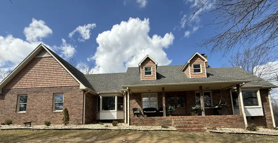 105 Sky St, Lafayette, TN 37083 - #2