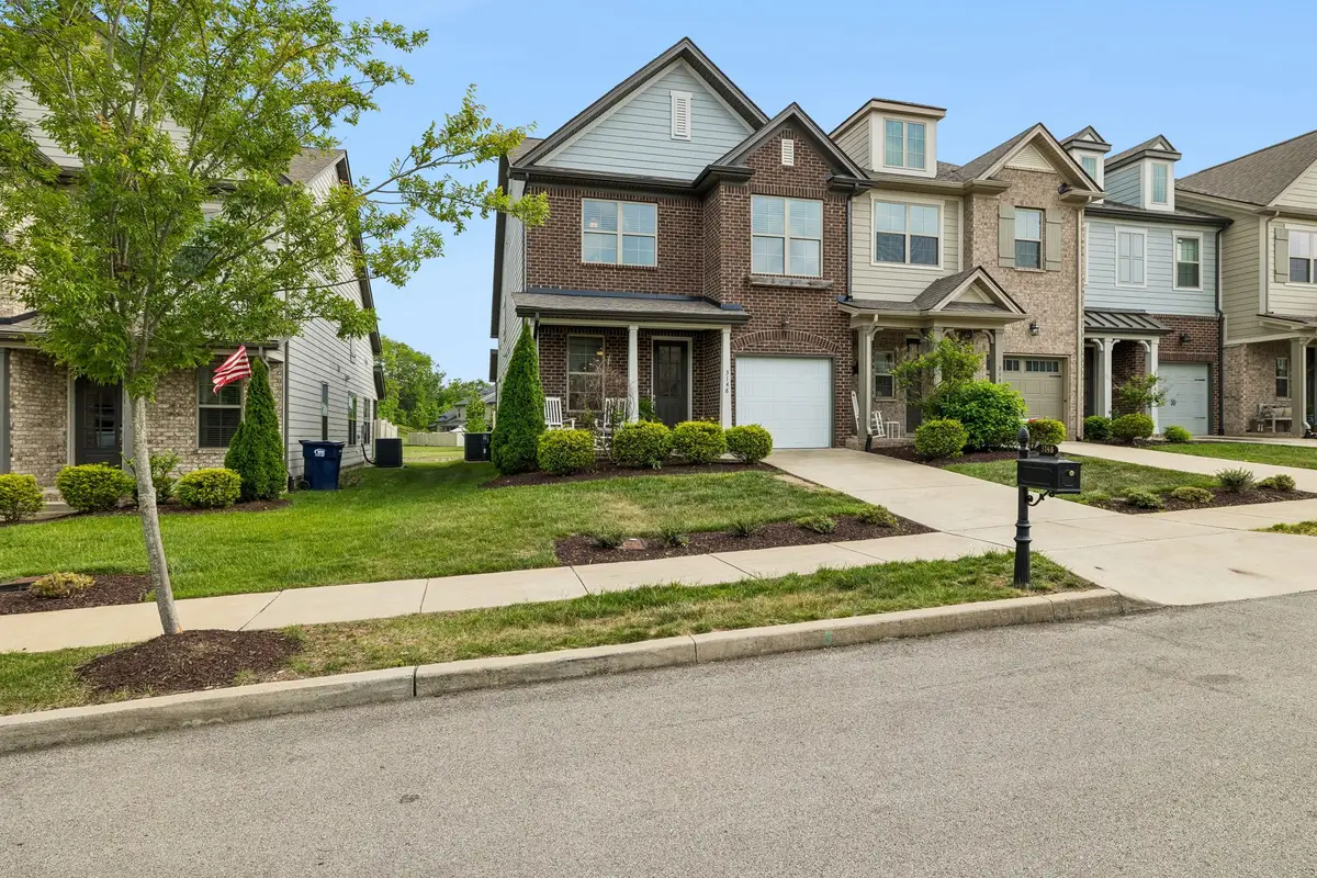 3148 Sassafras Ln, Thompsons Station, TN 37179 - #1