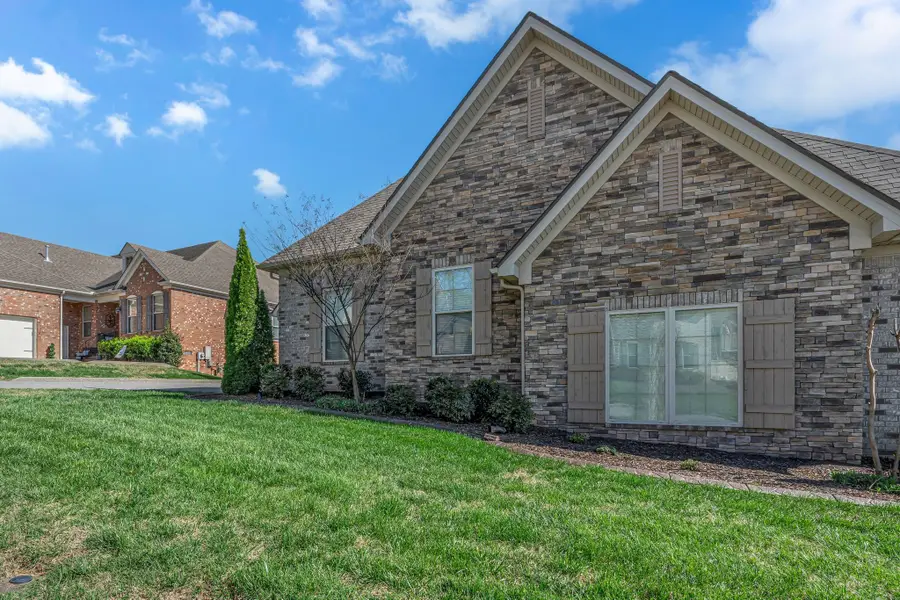 157 Cobbler Cir, Hendersonville, TN 37075 - #3