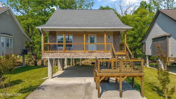 566 Tanasi Tr, Sevierville, TN 37863