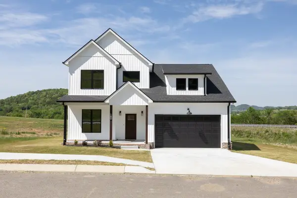 180 Scenic Ln, Hartsville, TN 37074