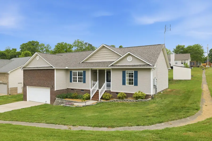218 Shady Dr, Columbia, TN 38401 - #2