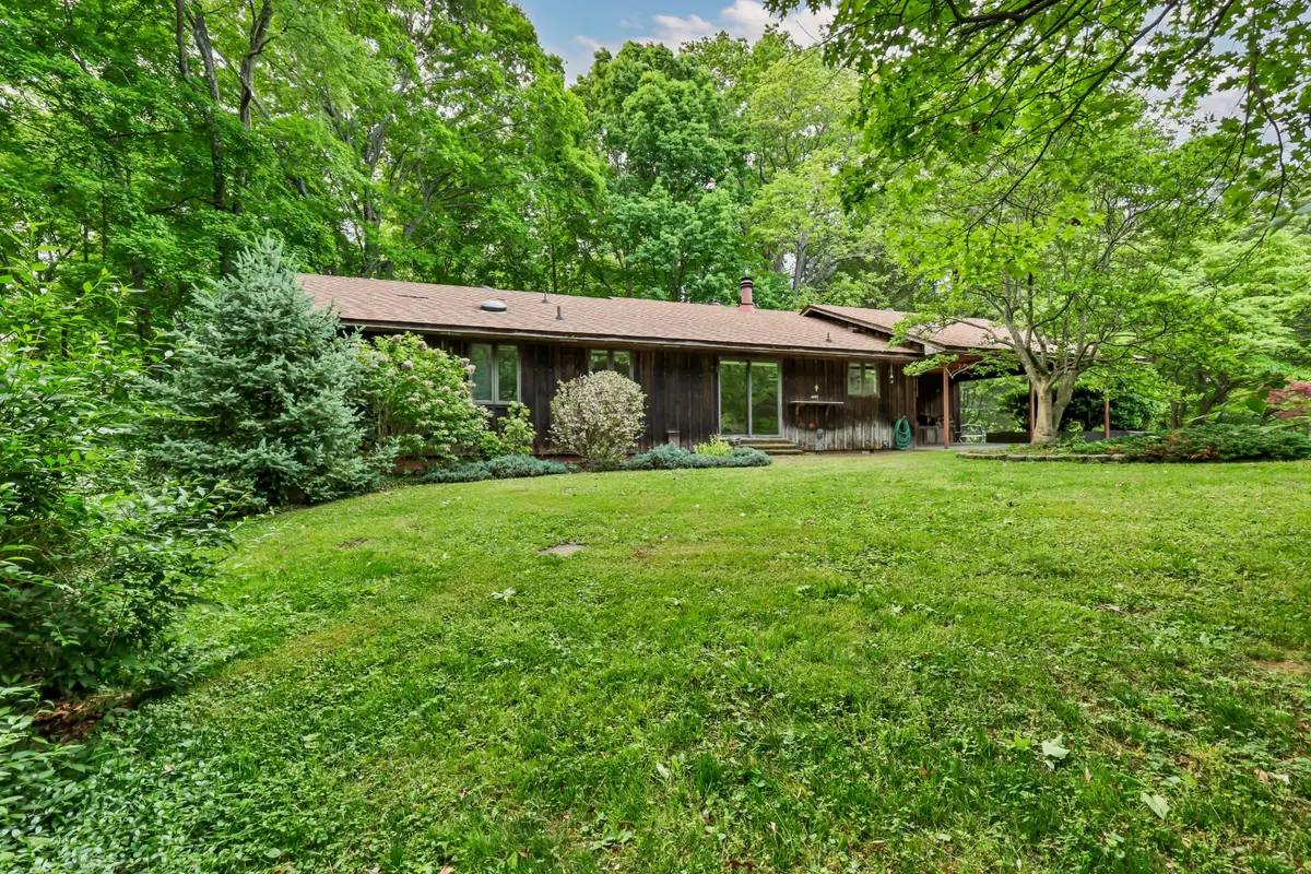 900 Gravel Ln, Adams, TN 37010 - #1