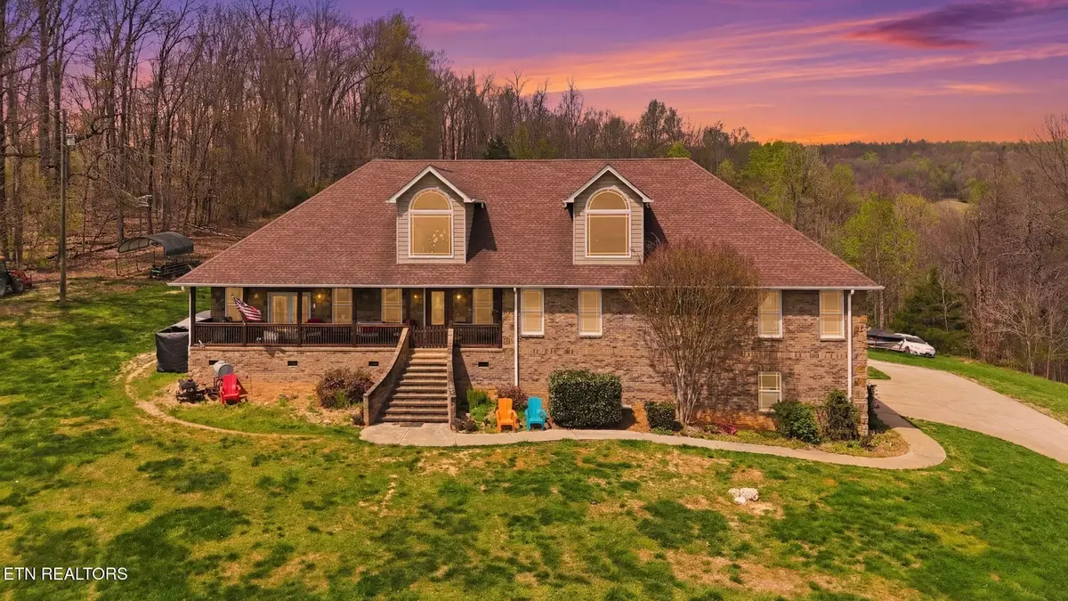 741 Clinch Valley Rd, Powder Springs, TN 37848 - #1