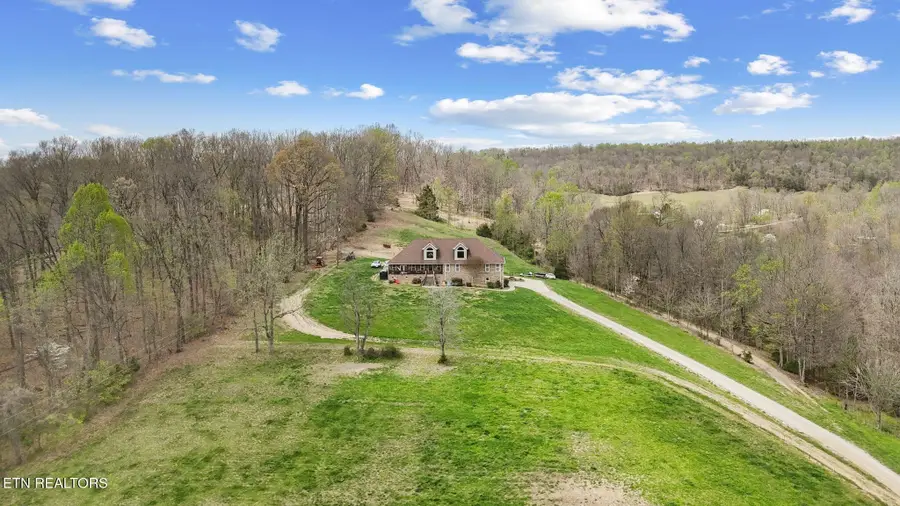 741 Clinch Valley Rd, Powder Springs, TN 37848 - #2