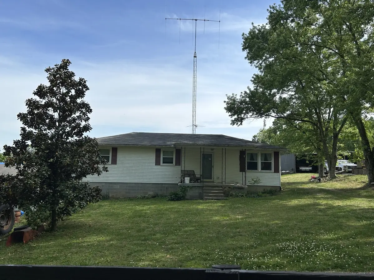 7810 Oscar Green Rd, Primm Springs, TN 38476 - #1