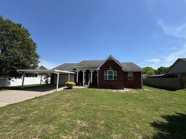 1011 Shirley Dr, Lebanon, TN 37087