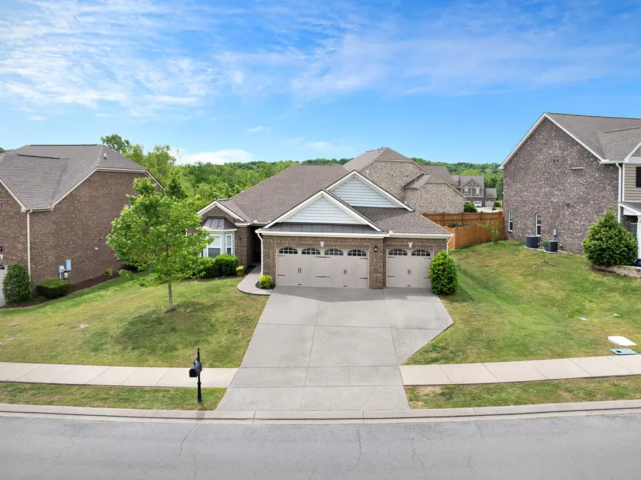 194 Meandering Dr, Lebanon, TN 37090 - #2