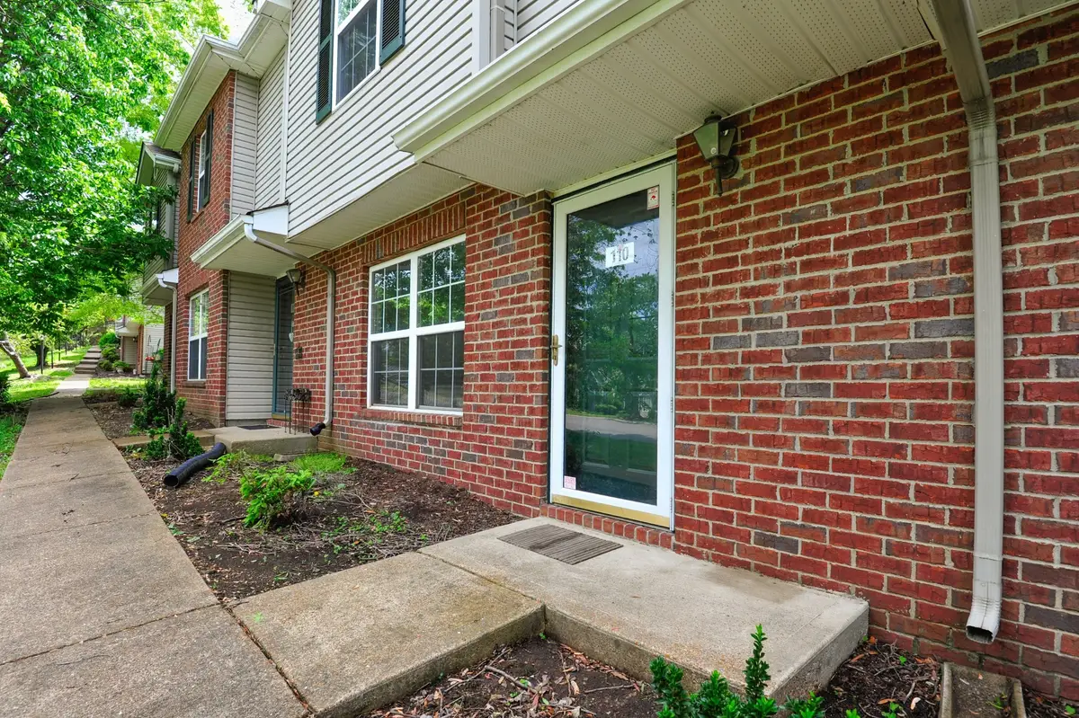 110 Waterview Dr, Hendersonville, TN 37075 - #1