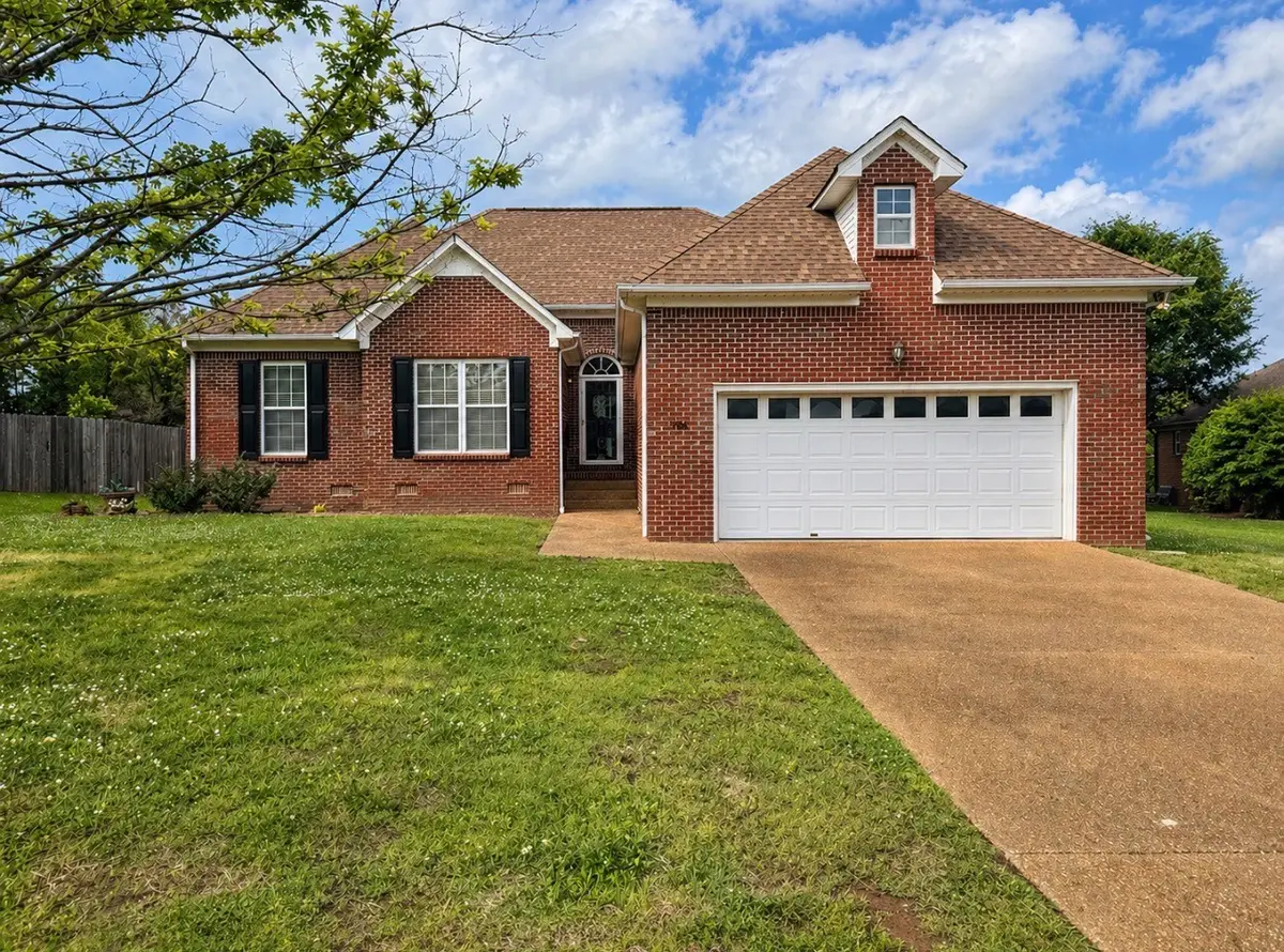 105 Green Tree Ct, Columbia, TN 38401 - #1