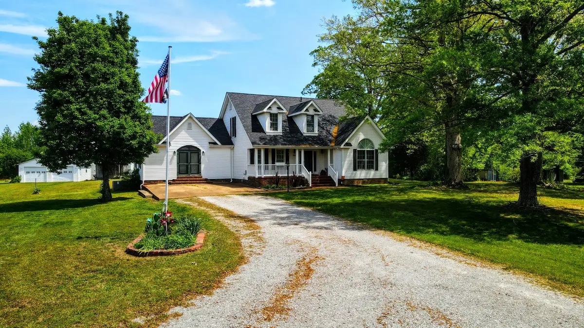 11450 Mcillwain Rd, Holladay, TN 38341 - #1