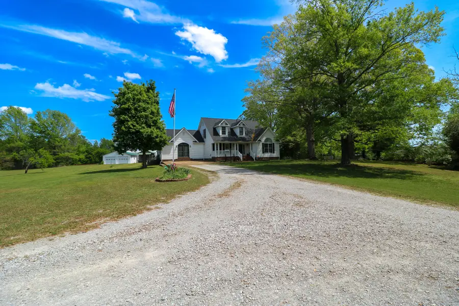 11450 Mcillwain Rd, Holladay, TN 38341 - #3