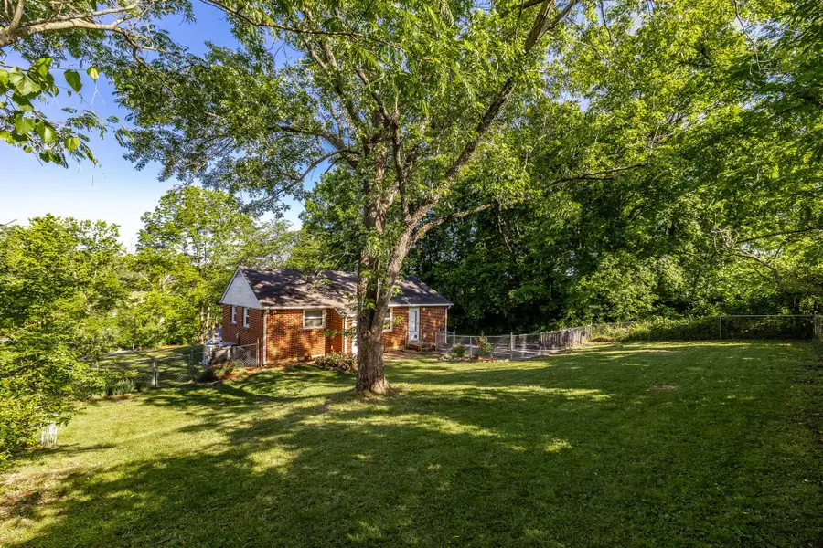 3908 Creekside Dr, Nashville, TN 37211 - #2