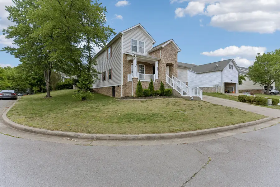1961 Deep Woods Trl, Nashville, TN 37214 - #2