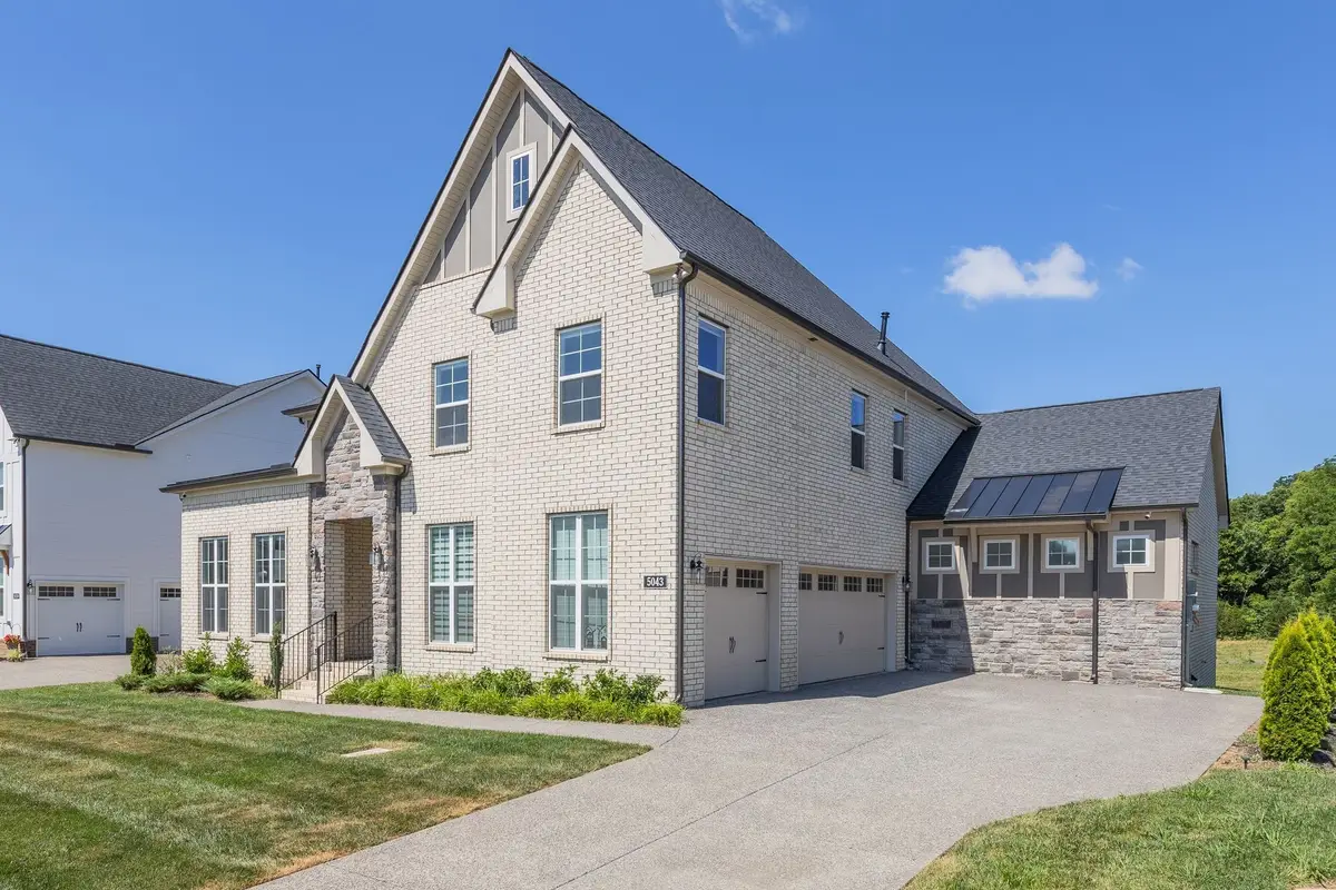 5043 High Park Hill Dr, Arrington, TN 37014 - #1