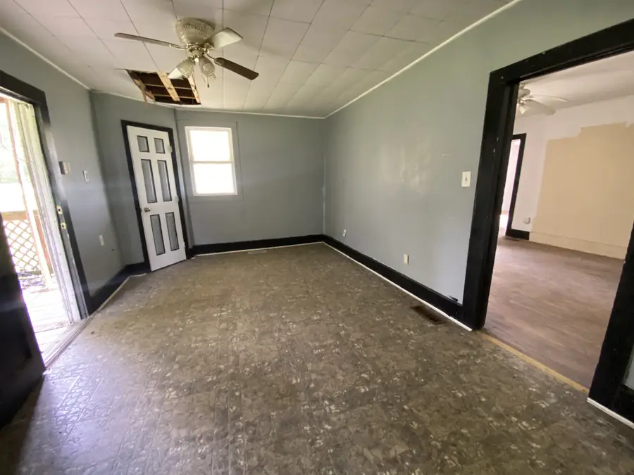 1499 Turnpike Rd, Summertown, TN 38483 - #3