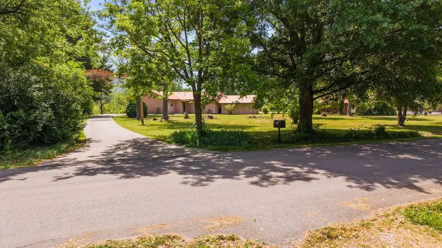 178 Carolina Avenue, Delano, TN 37325 - #3