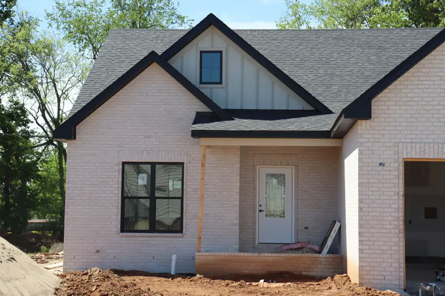 730 Southern Pine Trl, Clarksville, TN 37043 - #2
