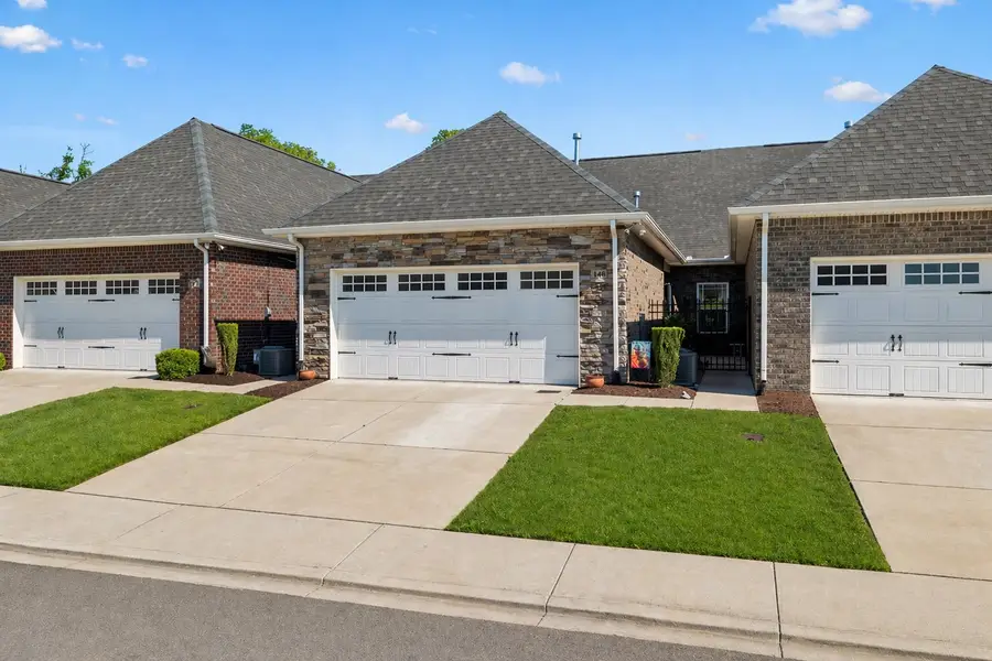 1648 Foston Ln, Gallatin, TN 37066 - #2