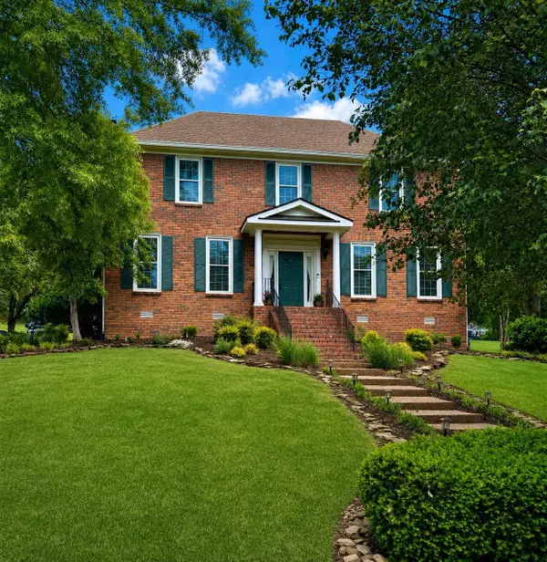 517 Natalie Dr, Goodlettsville, TN 37072