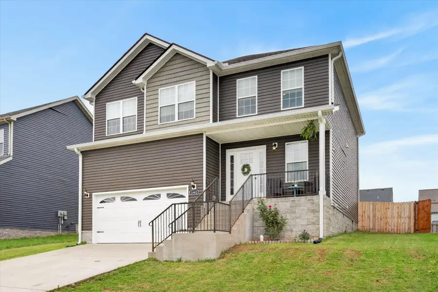 1092 Charles Thomas Dr, Clarksville, TN 37042 - #2