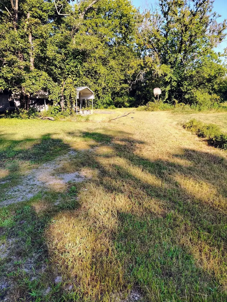 6760 Newstead Rd, Hopkinsville, KY 42240 - #2