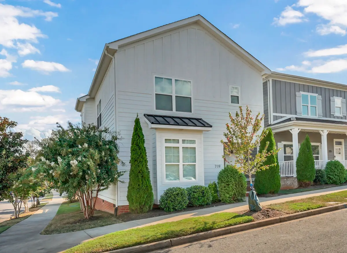 719 Centre St, Pleasant View, TN 37146 - #1