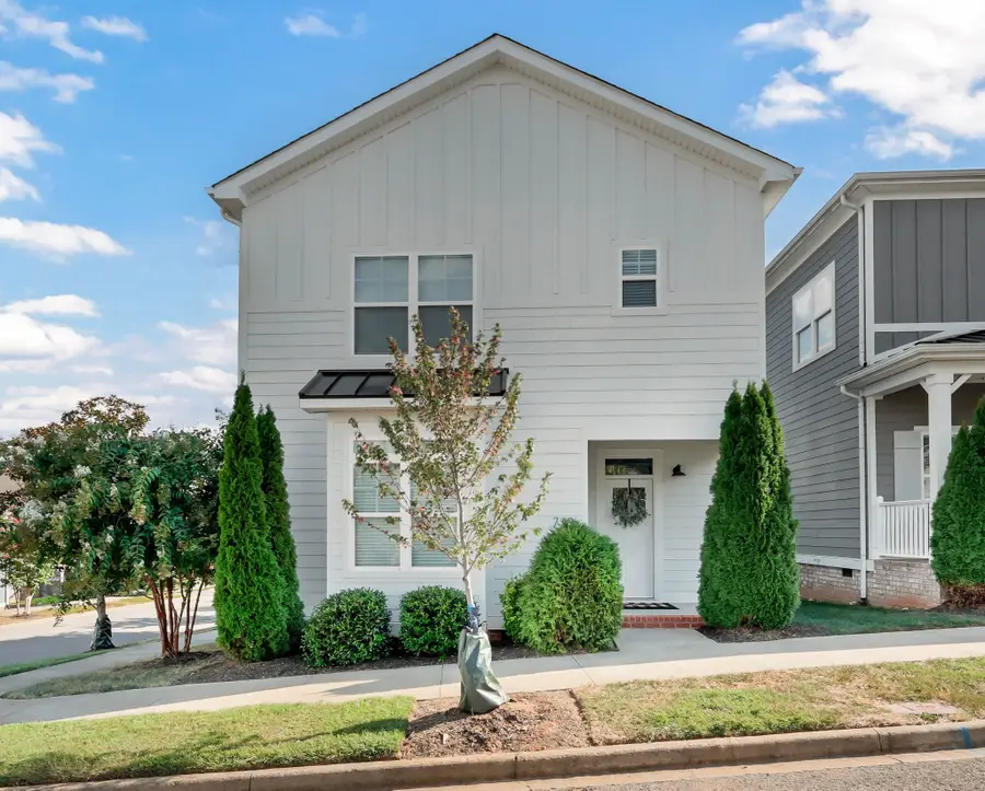 719 Centre St, Pleasant View, TN 37146 - #2