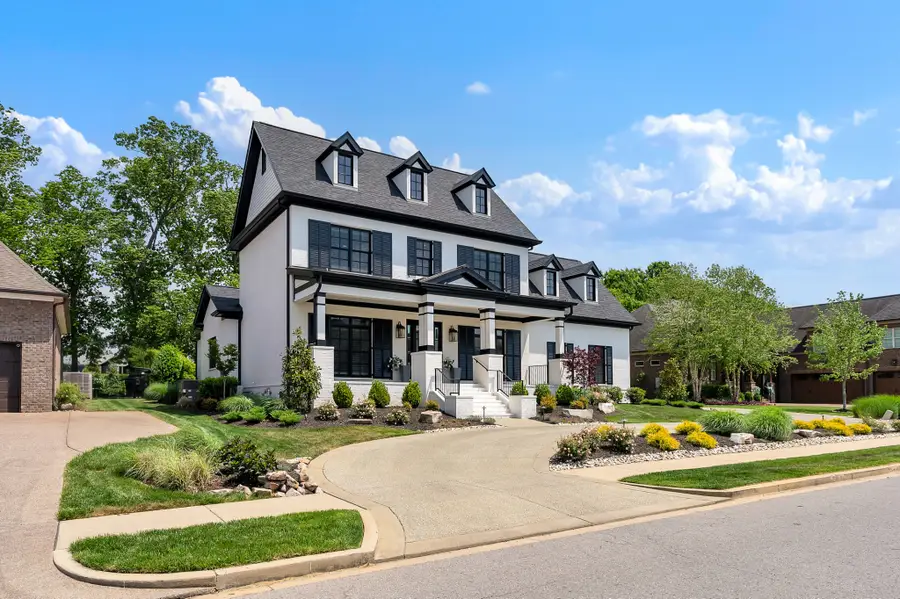 1483 Boardwalk Pl, Gallatin, TN 37066 - #2