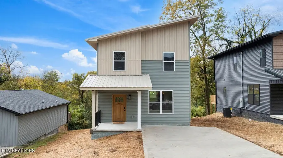915 Turner St, Knoxville, TN 37917 - #2