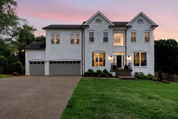 703 Park Dr, Goodlettsville, TN 37072