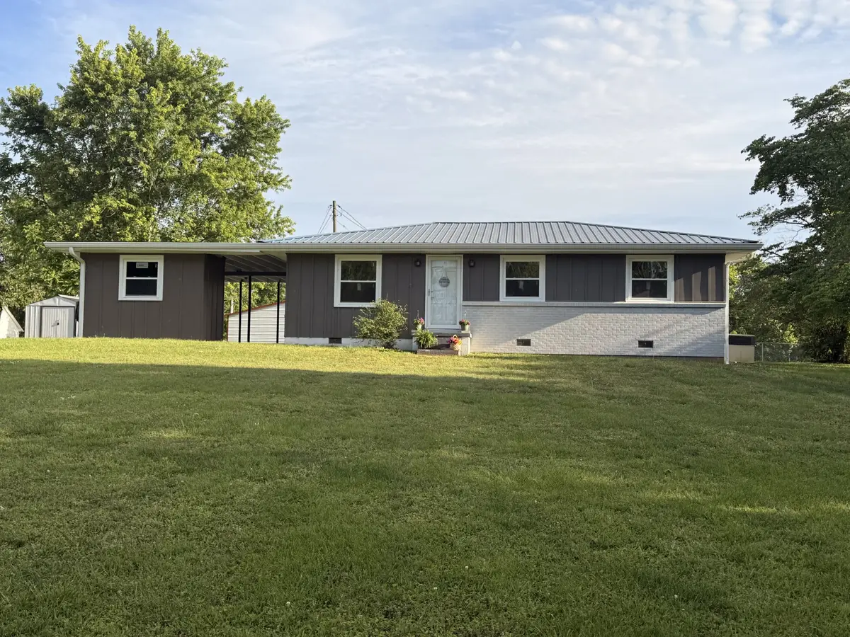 122 Mcintosh Ave, Cumberland City, TN 37050 - #1