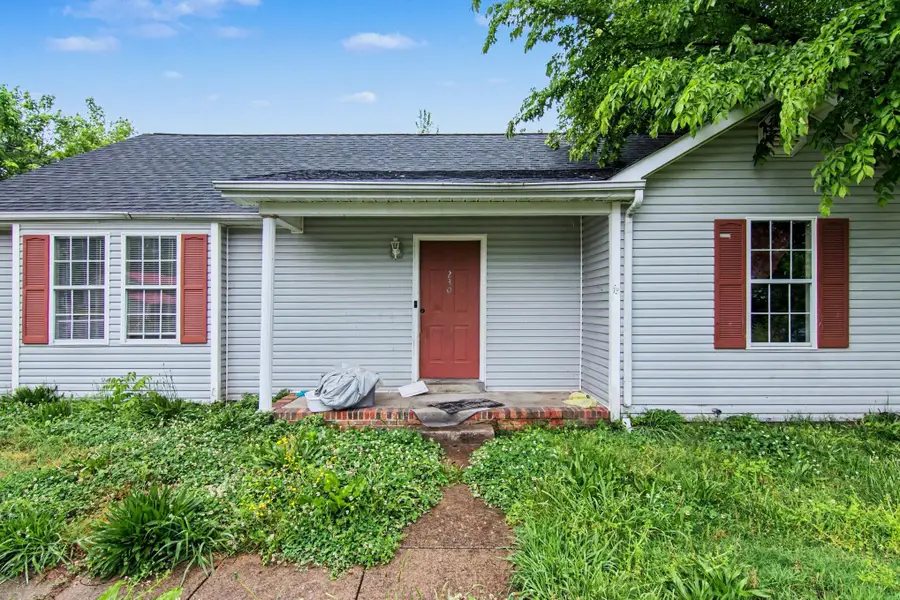 230 Jim Thorpe Dr, Clarksville, TN 37042 - #3
