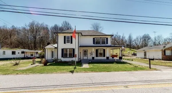 419 E Main St, Red Boiling Springs, TN 37150 - #1